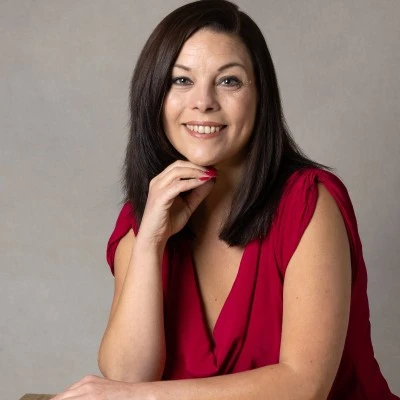 Michelle Rowlinson, UK menopause expert and bestselling author